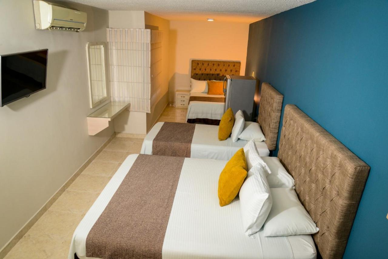 Hotel Prado 34 West 부카라망가 외부 사진