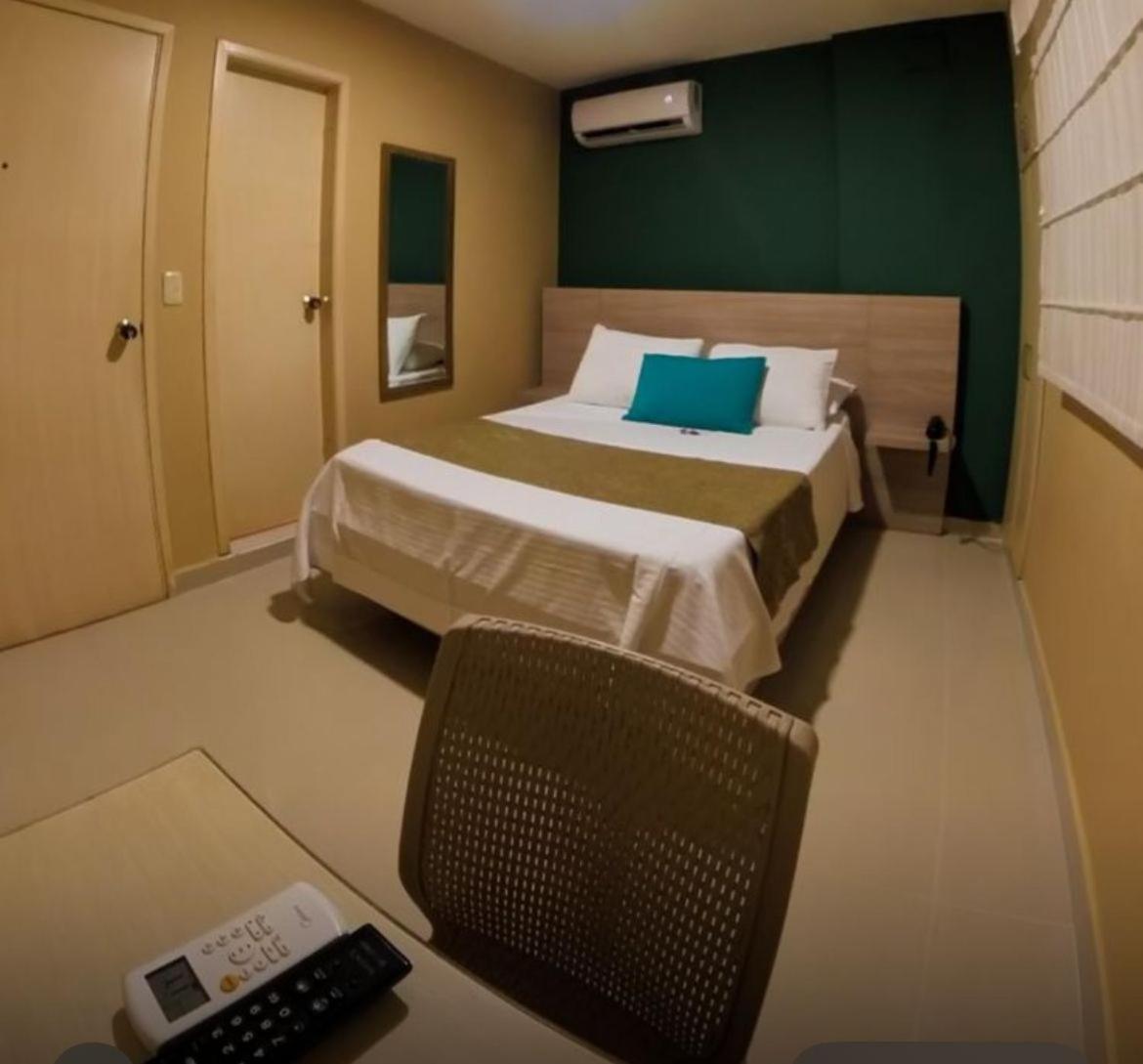 Hotel Prado 34 West 부카라망가 외부 사진