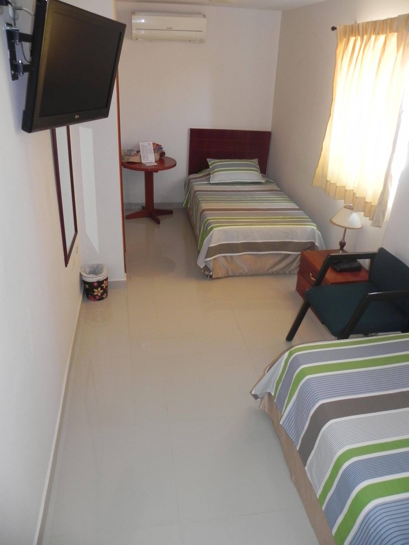Hotel Prado 34 West 부카라망가 외부 사진