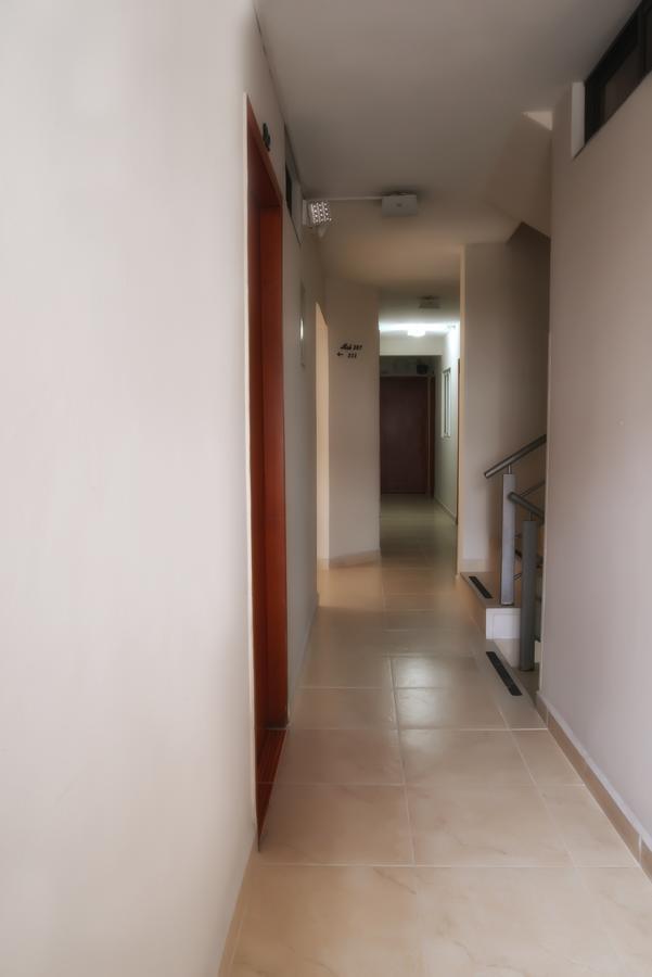 Hotel Prado 34 West 부카라망가 외부 사진